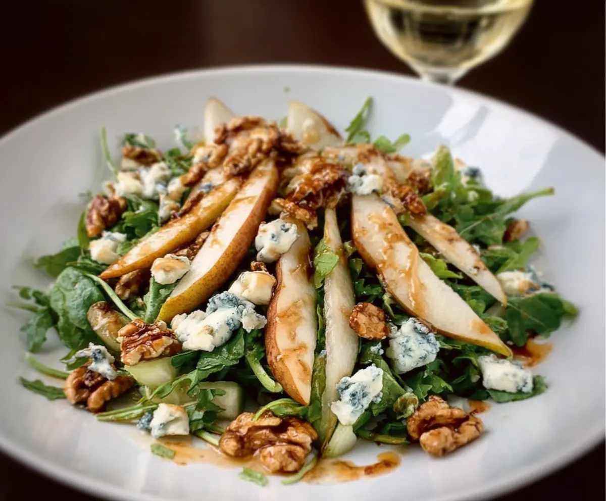 Fresh Pear & Gorgonzola Salad with Candied Walnuts
