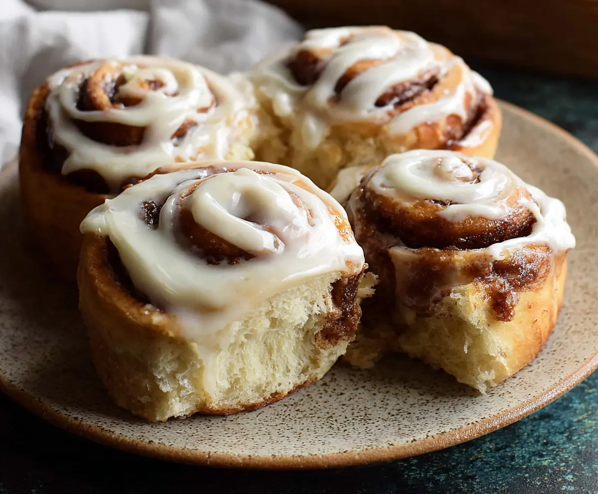 Easy Sourdough Cinnamon Rolls